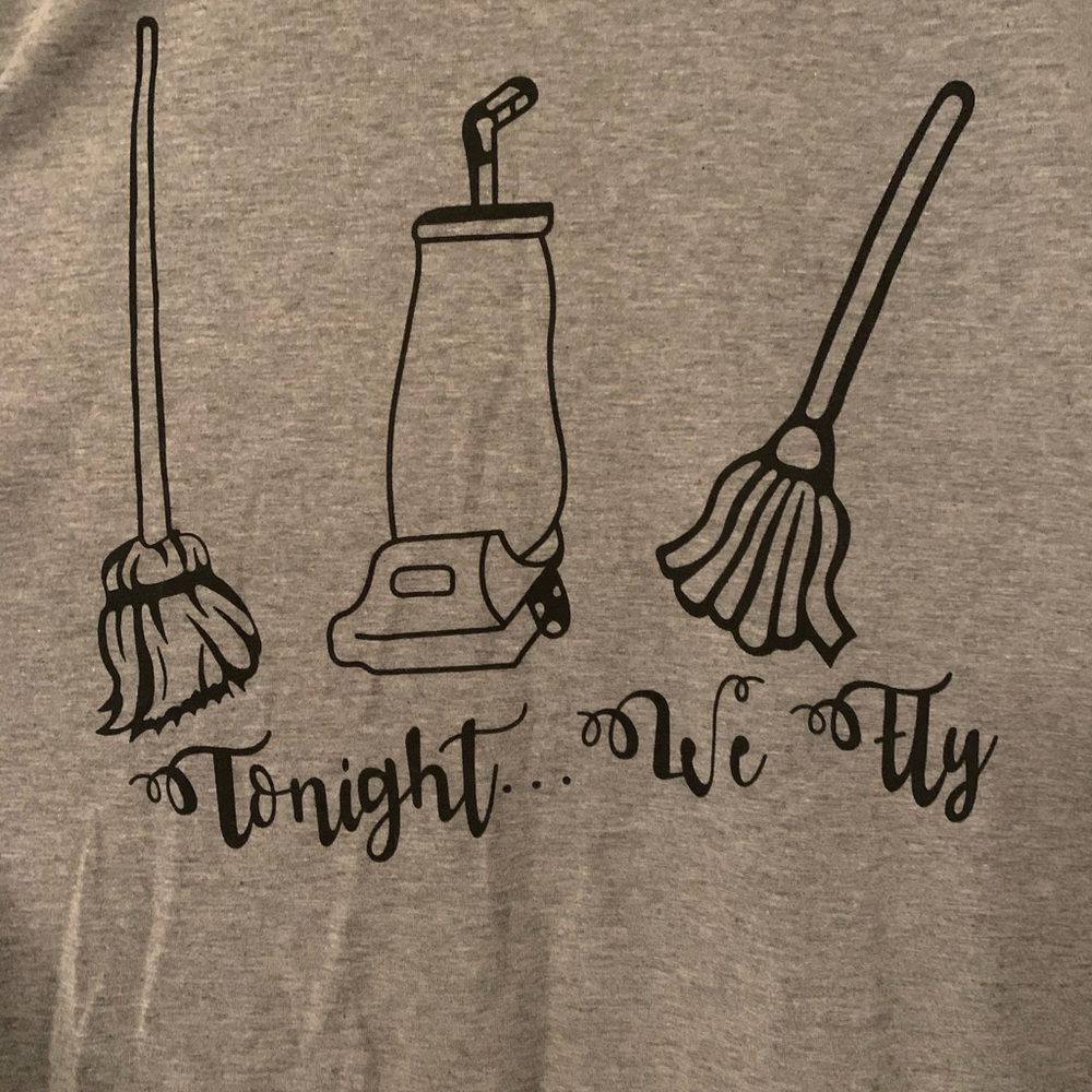 Hocus Pocus T-Shirt - “Tonight, we fly!”, XL